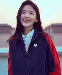 王思聪又看上了一个美女,吴倩和唐艺昕结合体