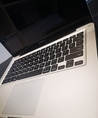 13寸苹果笔记本i5 4+320g 2399元