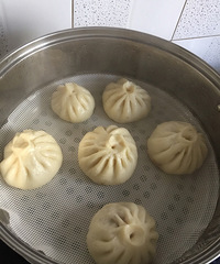 肉包子