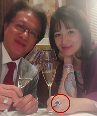 她为61岁的富豪老公怀上3胎了?
