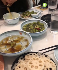 游西湖,吃网红牛蛙!