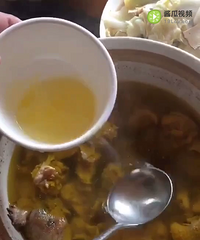 吃过我们家的鸡鸭的客人都知道,我们都是实