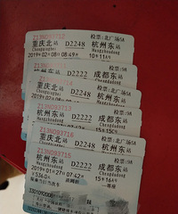 远方等于故乡,故乡不等于远方