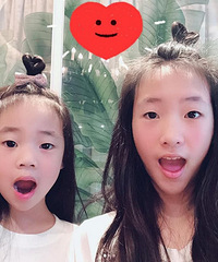 小S的大女儿二女儿真的都张开了哎