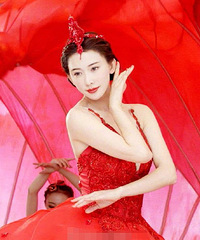 林志玲高难度水上芭蕾