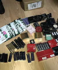 一飞往国外进货,店里名牌奢侈品就离奇失踪!而且一少一大堆