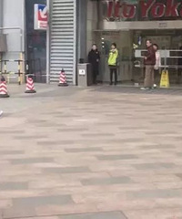 痛心!4岁女童从家中坠下身亡,父亲泣不成声!