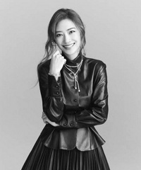 陈小春应采儿结婚9周年携手拍大片 深情对望甜蜜爆表
