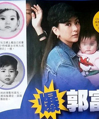 抱着一个,老婆肚子里还有一个~