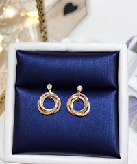 18K��ɫ����ʯ����