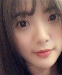 摩羯座女孩,五官长得真好看!