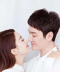 赵丽颖平安产子 好友baby李冰冰苏芒送祝福