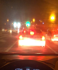 加班到这么晚还是要吃羊肉串
