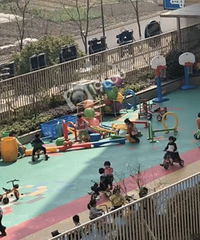 吵死了!幼儿园活动就不能放在室内吗?