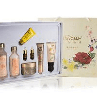 现在加盟什么化妆品店好,美舍雅阁精油撬动美丽财富