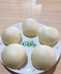 吃膩了肉包油條涼皮,要不要來試試奶黃包?