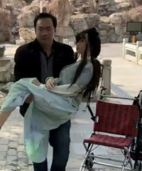 һ���Ӵ��������������԰��Ӱ��2���Ԫ���룬������ת��