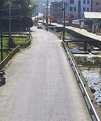 ����һ��Ů����͵����ץ��