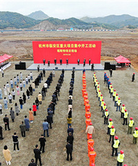 �ٰ�����13���ش���Ŀ���п�����