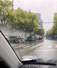 �����ſ��ˣ��Ű��Ѿ���λ