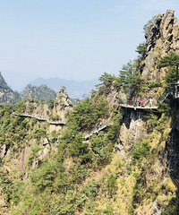 周末登山£¬恰好赶上音乐节£¡小哥哥唱歌也太好听了吧£¡