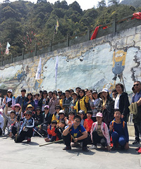 周末登山£¬恰好赶上音乐节£¡小哥哥唱歌也太好听了吧£¡