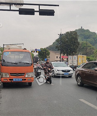 ʯ����·�ڻ����������ˮ��������