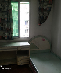毗邻地铁一号线闸弄口站