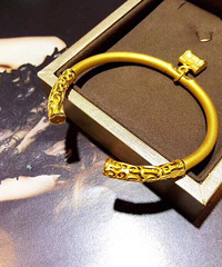 ��ƷӲ��ƽ����������������ڻ�Ž�ʱ�У�