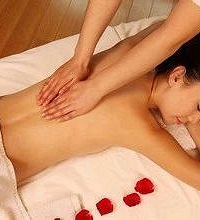 震惊!女子做SPA被店员全程直播,视频那边是半裸的男人在看