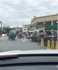 临安北站道路变成马路市场了