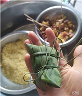 端午包粽子喽