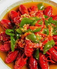 主打杭帮菜的餐厅,食材和摆盘都很优秀!免费吃
