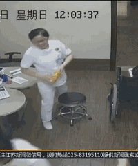 女子抱着条鱼冲进医院,护士看了一眼吓得腿直抖