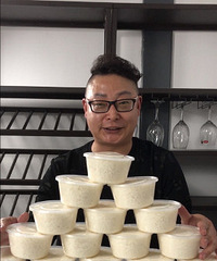 大叔直播吃米饭,引来上百万粉丝围观:最多一次吃了20碗!