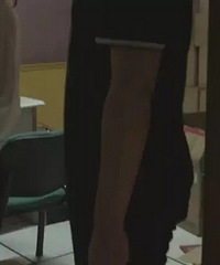 姑娘发?#24049;?#31199;信息,男子上门看房,刚进屋就把大门给关上了…