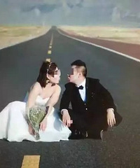 花几万块去新疆旅拍的婚纱照,都是糊的,拍得不如手机?