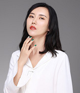 气质型文艺美女是室内设计总监:经济条件不差于我