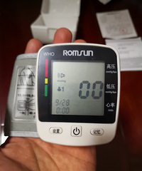 ����ʽ����Ѫѹ��