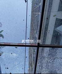 天降瓷碗!他告了33个邻居