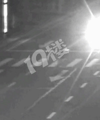 Ů�����ֻ��ᴩ��·��ײʮ���˲У���Ժ�����У�