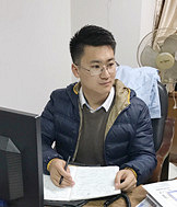 北方大男孩是硕士学历,现在拱墅区做公务员