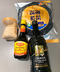 紫菜经过简单的再次加工就成了鲜美可口的小零食,赶紧试试