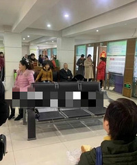 把广州工作辞了,保洁阿姨让19岁儿子到内蒙古快三app赚钱官方网址22270.COM州做家政!