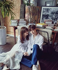 与具惠善离婚后,安宰贤近照曝光,神情落寞无助