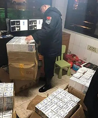 ºÃÁÚ¾Ó£¡º¼ÖÝ·òÆÞÂòÏÂ7ÍòÖ»¿ÚÕÖ£¬Á¬Ò¹Ã°ÓêË͸ø¶à¸öÐ¡Çø£¡