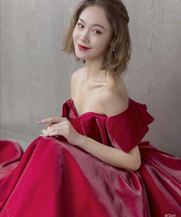 ��ɫ�������������İ����Ͷ��