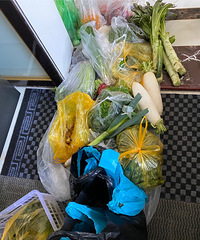 讓老公去買點菜,這里花了800多敢信嗎?十天不用出門了