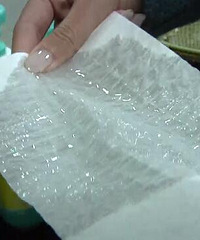 朋友圈里買口罩,收到后傻眼,這是“尿不濕”?