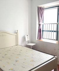 近飞虹路地铁口,丰北二苑独门独户三室一厅一厨一卫!家电齐全!